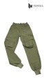 damskie spodnie bojówki khaki - ujęcie z przodu