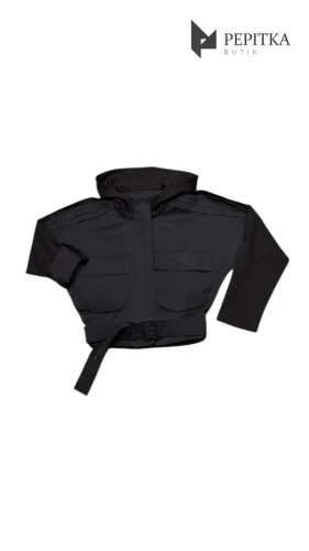 Kurtka czarna z paskiem i kapturem #44