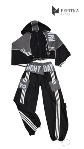 Komplet czarno-szary z białymi lampasami #64
