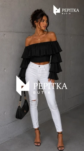 Bluzka hiszpanka czarna #101