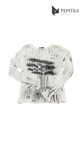 Sweter z charakterystycznym gradientem #19
